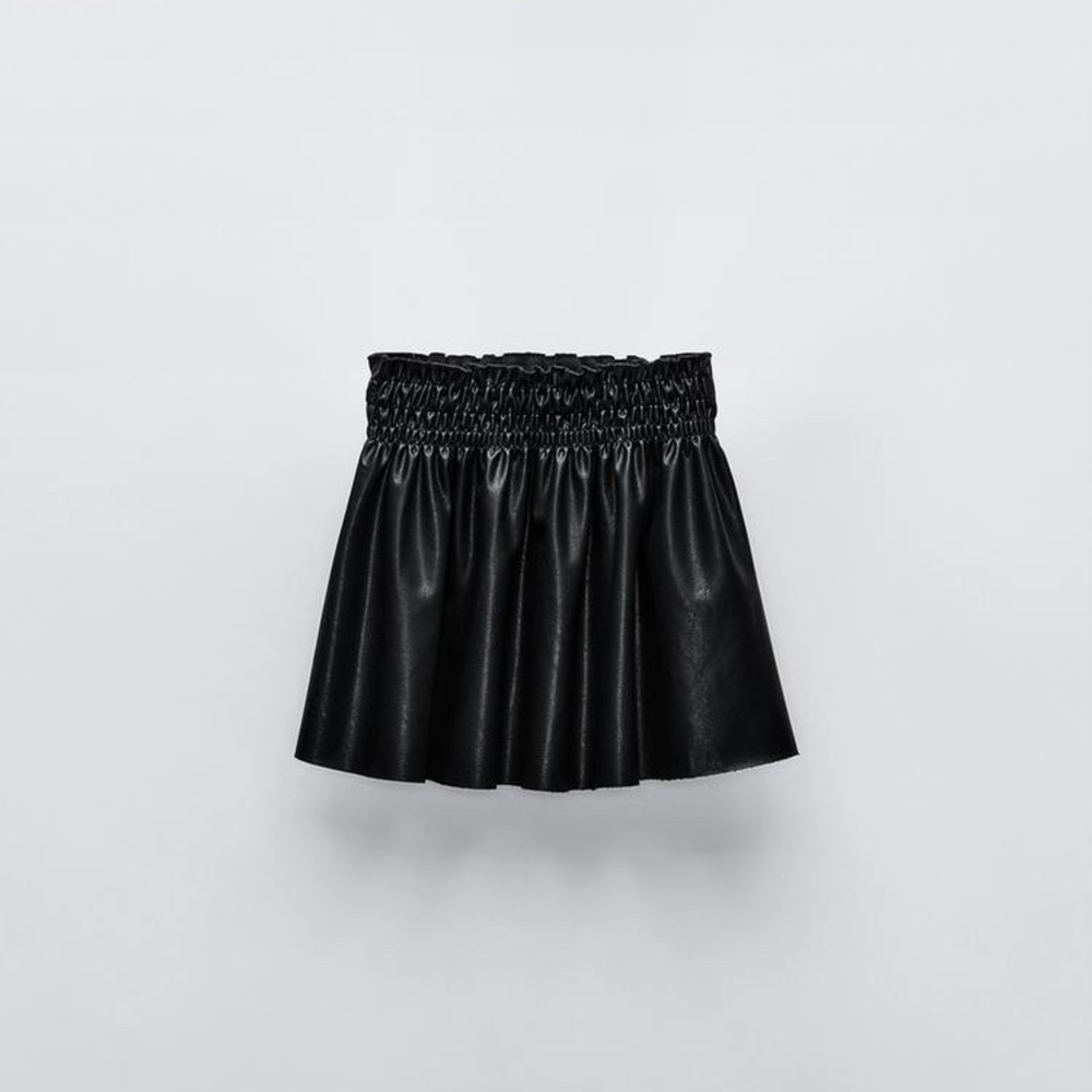 Zara Black Faux Leather pleated skirt size 10. NWOT